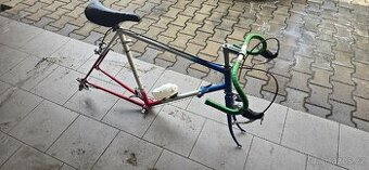 Favorit rám,brzdy,přehazovačka shimano RETRO