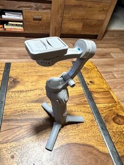 Ruční 3osý gimbal na telefon s LED světlem a detekcí obličej