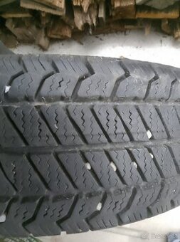 Zimní pneu 2 ks 195/70/15 C