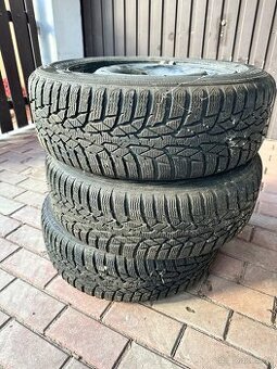 3X Zimní pneu Nokian+disky pro škoda rapid
