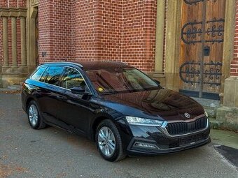 ŠKODA OCTAVIA 2.0 TDI 1.MAJ KESSY AMBIENT ASISTENTI