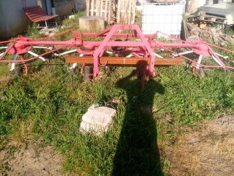 Obraceč sena deutz fahr