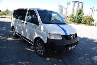 VW T5 transporter 2.5tdi 96kw 5 míst