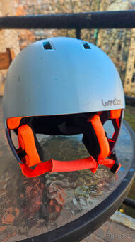 Dětská helma a brýle