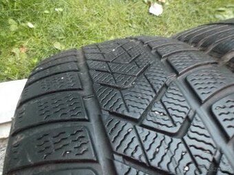265/50/19 110H RFT PIRELLI 2KS ZIMNÍ