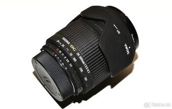 Sigma 28-300mm f/3,5-6,3 DG Macro pro Nikon