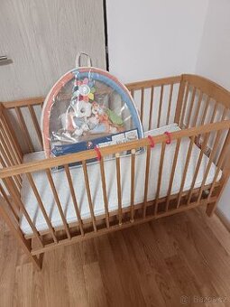 Detska postýlka hrací deka