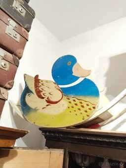 Stará houpací kachna,retro houpačka