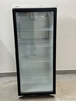 Chladící vitrína, prosklená lednice