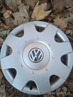 Volkswagen: originál poklice 16palcu,250k.c.