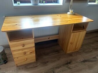 Psací stůl z masivu – borovice