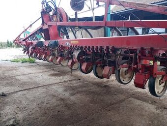 Secí stroj na řepu