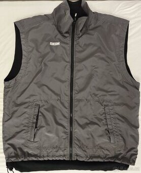 Oboustranná vesta zn. CCM