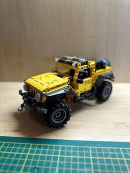 Lego Jeep