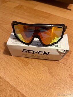 Sluneční brýle SVCN