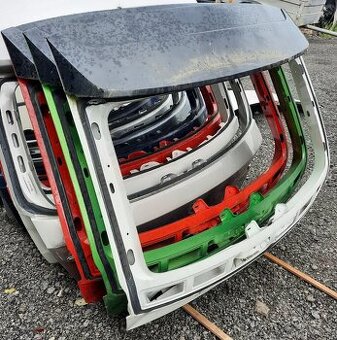 nd z škoda rapid 1.6tdi zelená modrá bílá ruzné barvy