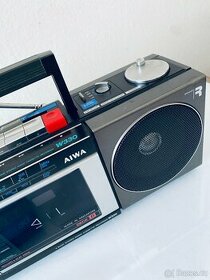 Radiomagnetofon Aiwa W330, rok 1985