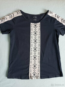 černé tričko s šedým vzorem, zn.Esmara - 1