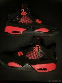 Jordan 4 Thunder red and black - 1