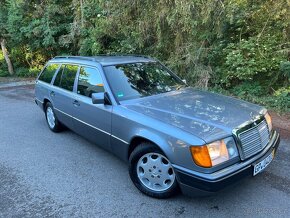 Mercedes Benz W124 T