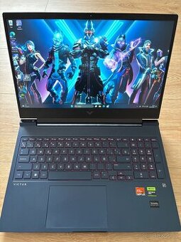 Herní notebook Vistus AMD Ryzen 7-7840HS 3.8GHz, RTX 4070 - 1