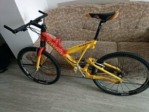 Cannondale super v 800 XT coda