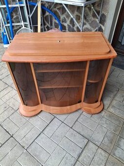 TV stolek