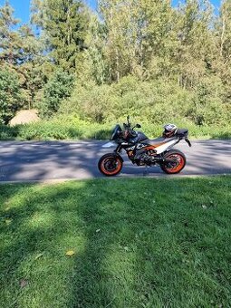 KTM 890 SMT