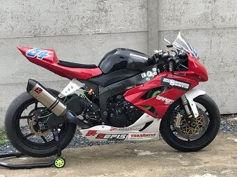 Okruhovka Kawasaki ZX6R