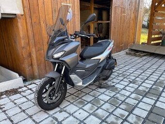 Aprilia SR GT 125