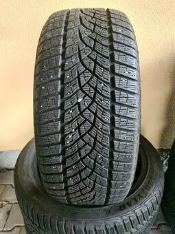 Goodyear UltraGrip 235/45/18 zimní pneumatiky