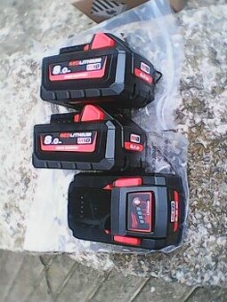 Baterie Milwaukee M18 8.0Ah HIGH OUTPUT 1-2 kusy