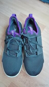 NOVE letni tenisky vel. 39