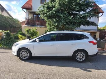 Prodám FORD Focus 1,6 Titanium