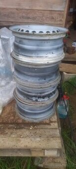 16 disky vw plech - 1