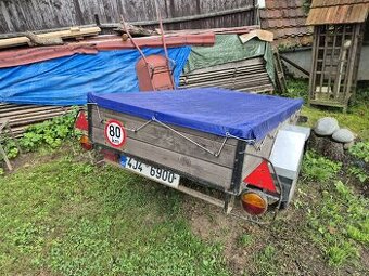 Vozík za auto