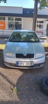 Prodám škoda Fabii 1.4 16 ventil  na ND nebo opravu