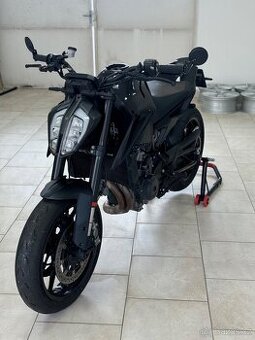 KTM Duke 890 2022