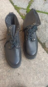 Prodám boty komisňáky