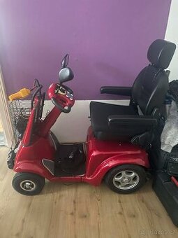 Elektrická čtyřkolka
