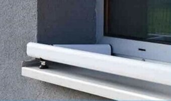 Prodám 3×(Držáky truhlíku)orginál .