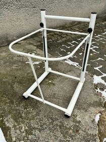 Stojana na vaničku pro Pedikúru