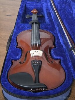 Housle celé s pouzdrem