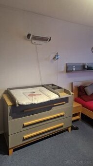 Přebalovací komoda