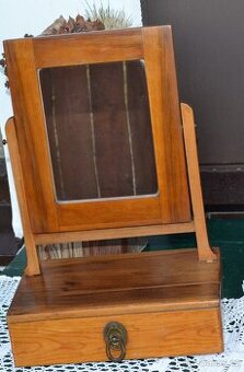 Starožitná toaletka