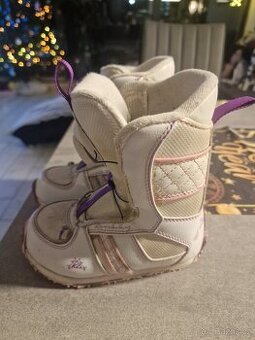 Detske boty na snowboard eu 28,5