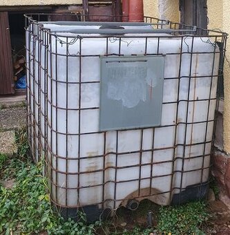IBC kontejner, nádrž na vodu 1000l.