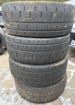 Slicky Pirelli r18 RK7/RK5