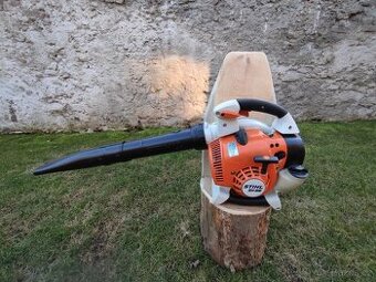 Prodám benzínový foukač Stihl SH 86
