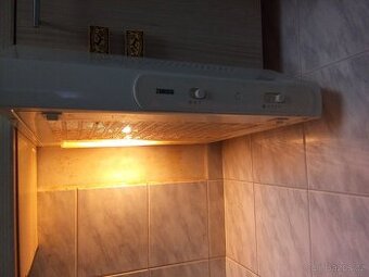 odsavač par ZANUSSI ZHT 530 W, podvěsný